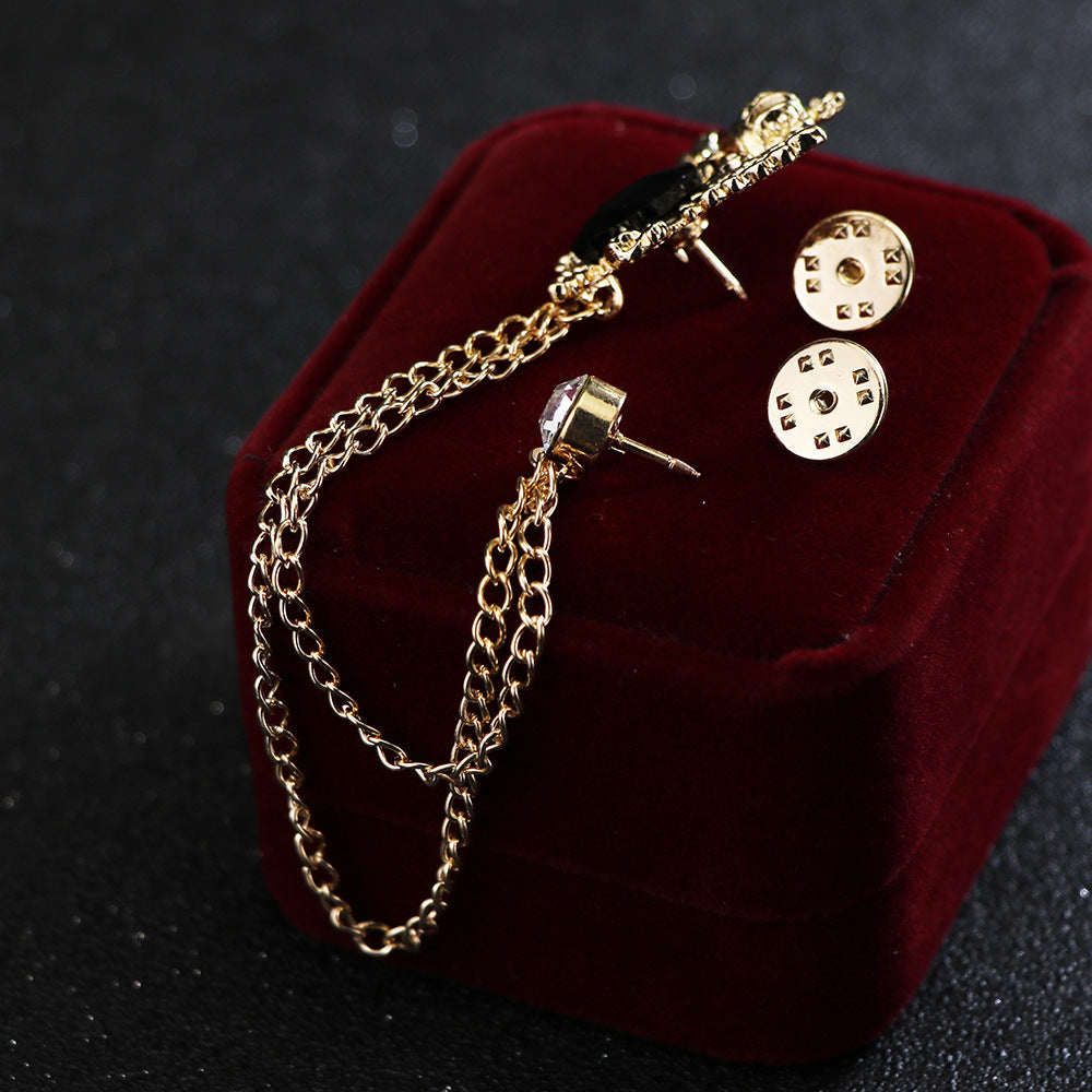 Elegant presentation of Eagle Brooch - Image 10