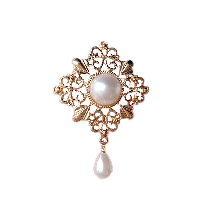 Elegant geometric pattern brooch - image 2