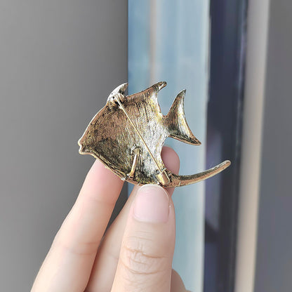 Sparkling alloy brooch - image 9