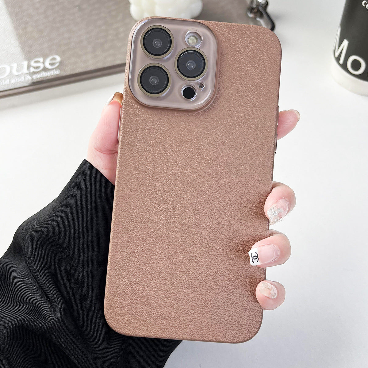 Luxury Full-Body iPhone Case with Textured Finish – Shockproof, Scratch Resistant & Anti-Fingerprint Protection for iPhone 14/15/16 Series