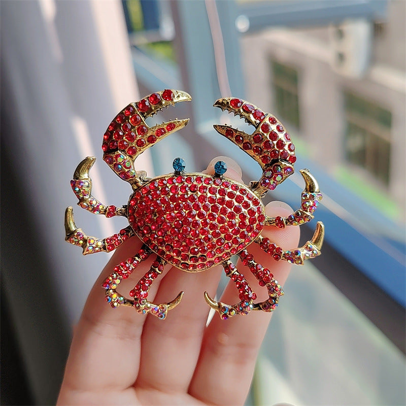 Sparkling crab pin for jackets