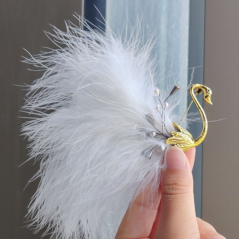 High-Quality Alloy Pearl Brooch