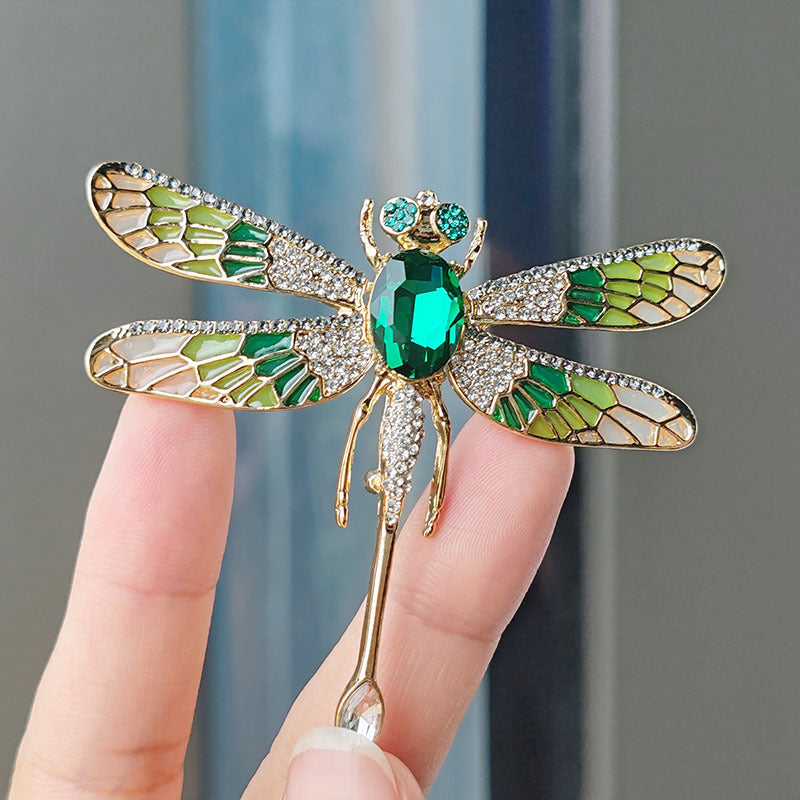 Elegant Metal Pin Brooch Image 2