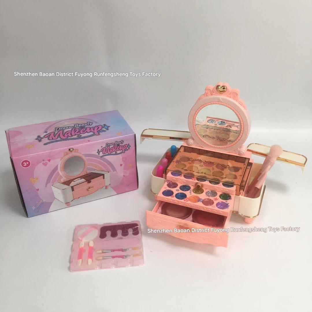 child-friendly makeup kit sixth image